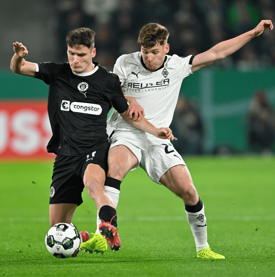 皇冠体育登录-门兴格拉德巴赫队员团结一心夺胜(门兴格拉德巴赫队有名球星)