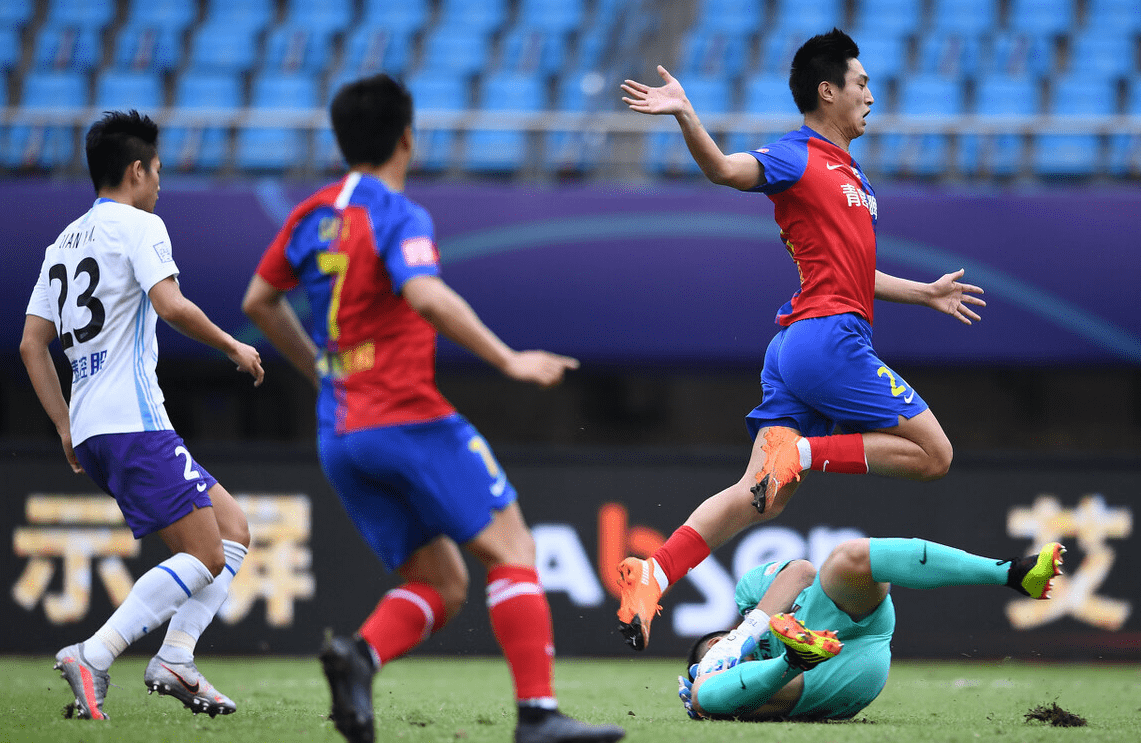 皇冠体育-天津泰达换帅效果显著，球队士气大涨的简单介绍