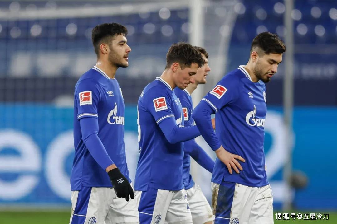皇冠体育官网-沙尔克皇家蓝军展现实力再胜对手的简单介绍
