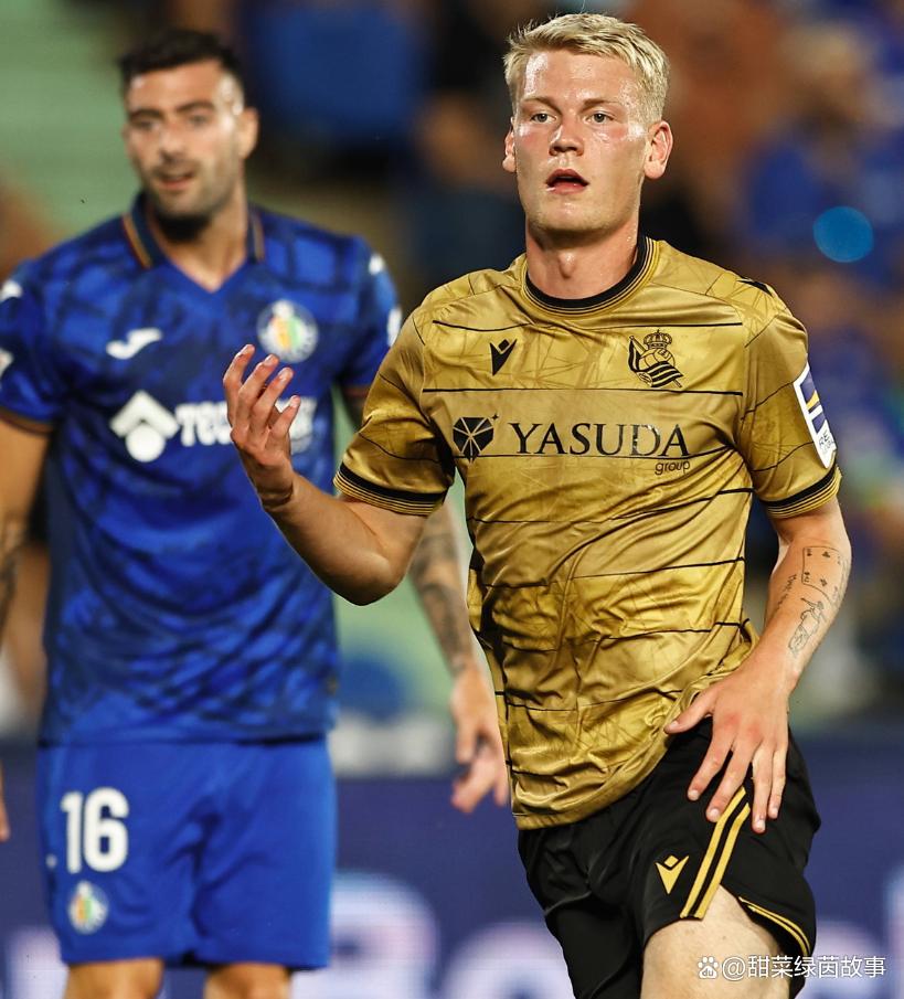 包含冰岛球员蓄能待发,欧洲顶级联赛掀起狂热的词条 包含冰岛球员蓄能待发,欧洲顶级联赛掀起狂热的词条